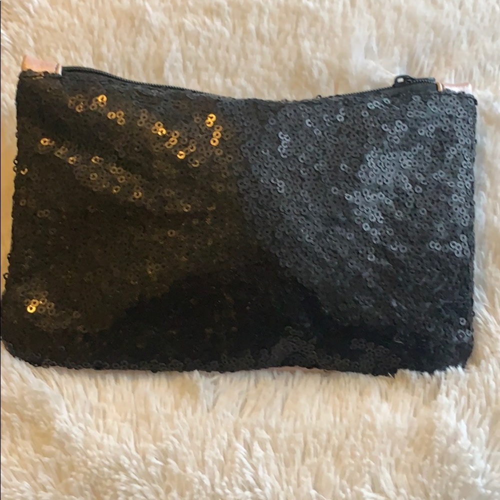 Makeup bag - Picture 2 of 2